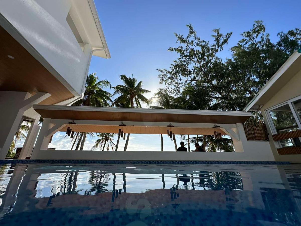 Calypso Beach And Dive Resort Manoc-Manoc Ngoại thất bức ảnh