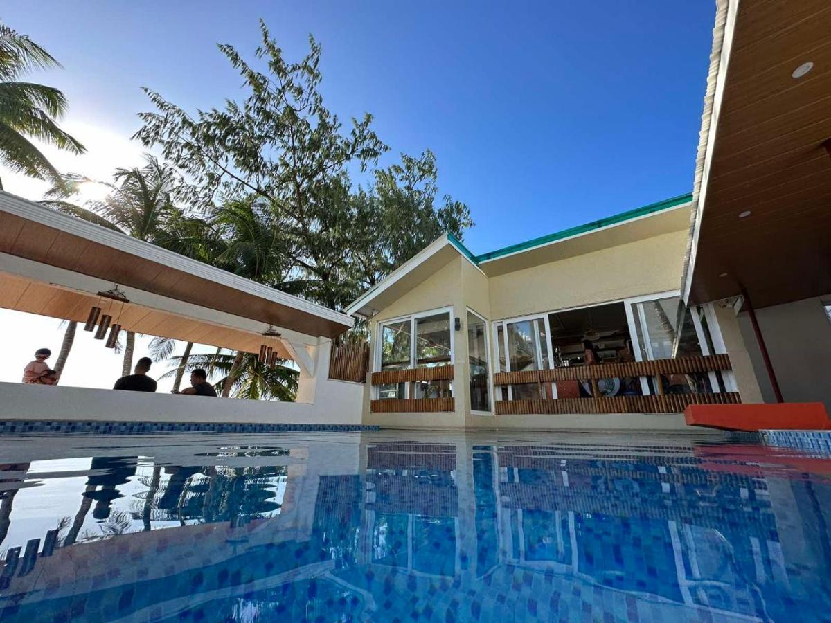 Calypso Beach And Dive Resort Manoc-Manoc Ngoại thất bức ảnh