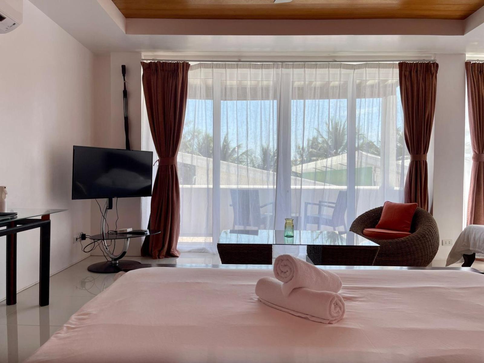 Calypso Beach And Dive Resort Manoc-Manoc Ngoại thất bức ảnh