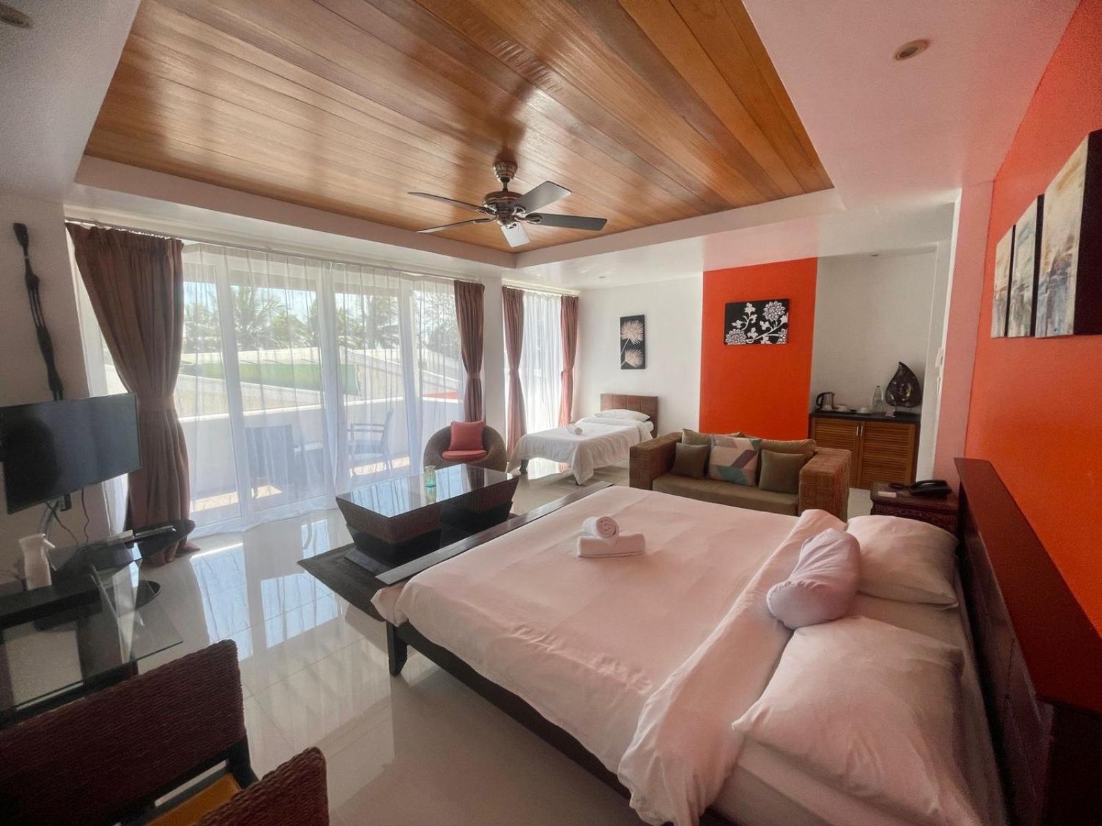 Calypso Beach And Dive Resort Manoc-Manoc Ngoại thất bức ảnh