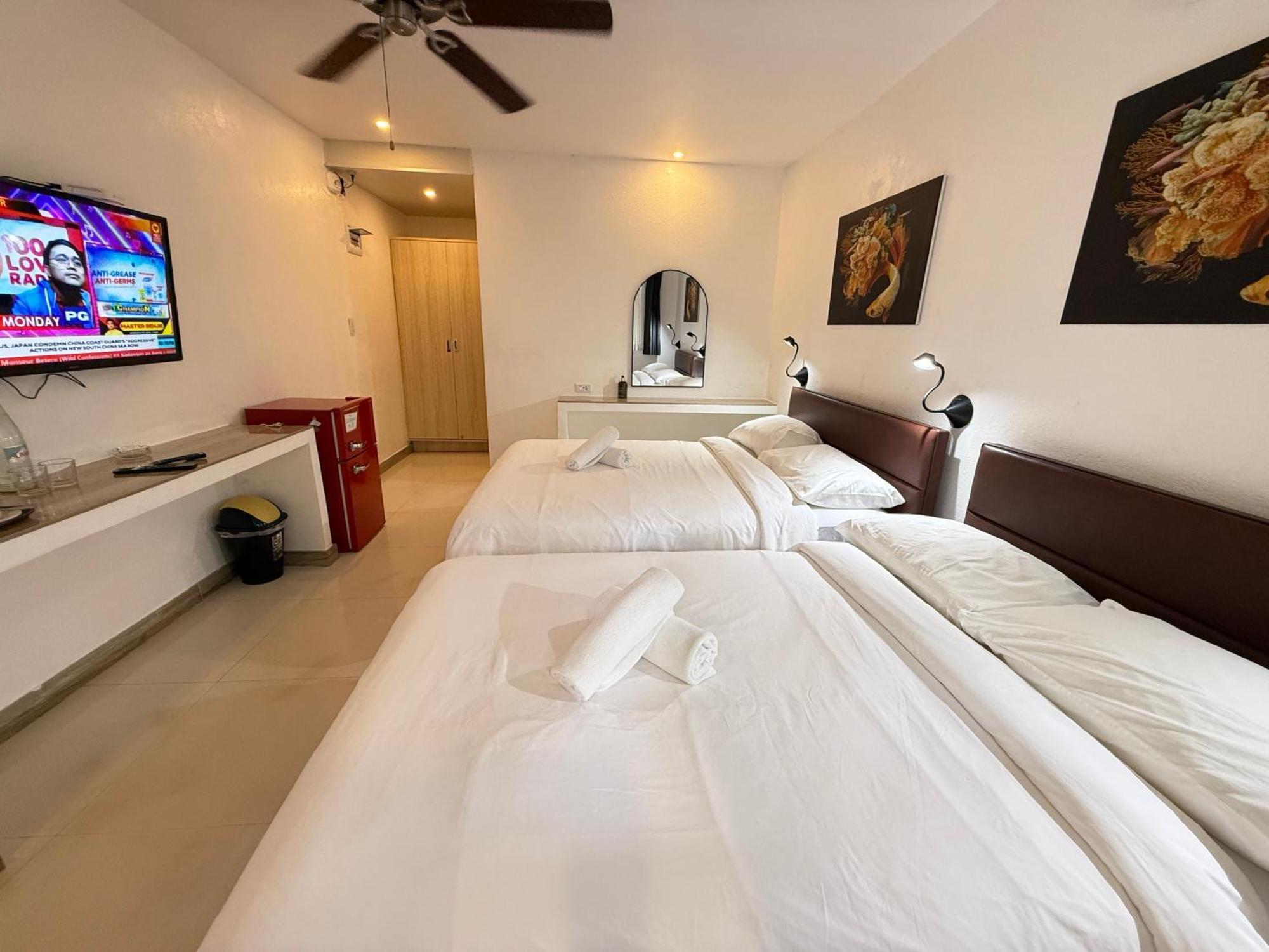 Calypso Beach And Dive Resort Manoc-Manoc Ngoại thất bức ảnh