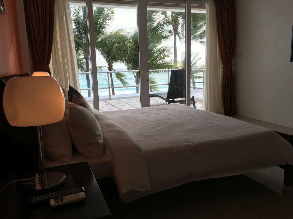 Calypso Beach And Dive Resort Manoc-Manoc Ngoại thất bức ảnh